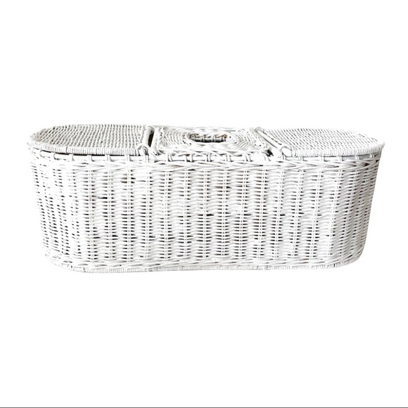 Vintage Rattan Wicker Kleenex Holder Storage White Kleenex Bathroom Mid Century - Picture 3 of 4